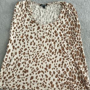 Relaxed Leopard Rolled Sleeve Tee